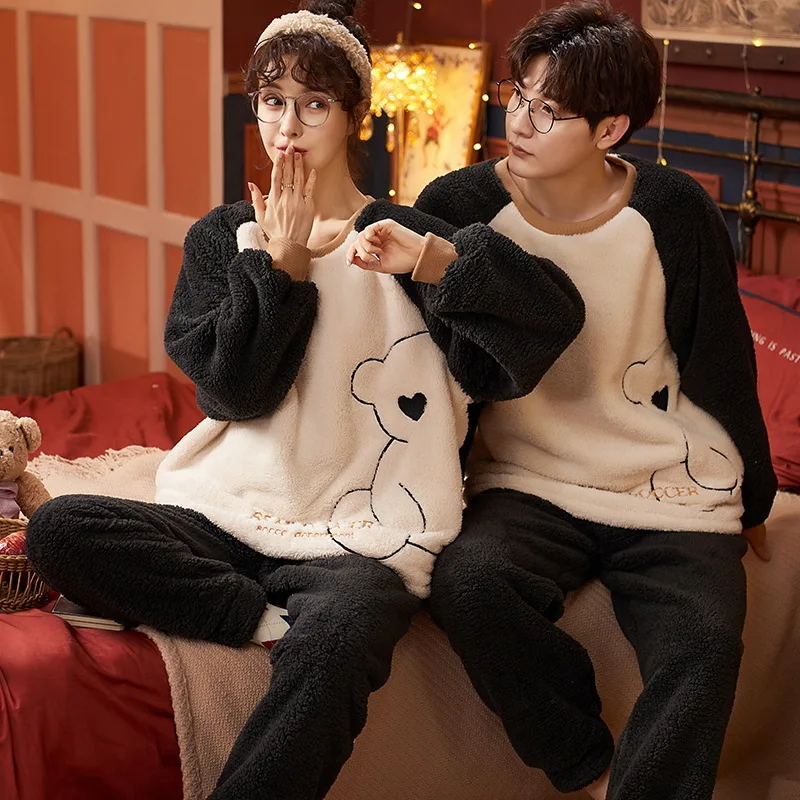 Winter Flannel Couple Pajamas Cashmere Keep Warm Nightclothes Adult Womem And Men Autumn Lovely Cartoon Bear Home Clothes
Winter Flannel Couple Pajamas Cashmere Keep Warm Nightclothes Adult Womem And Men Autumn Lovely Cartoon Bear Home Clothes