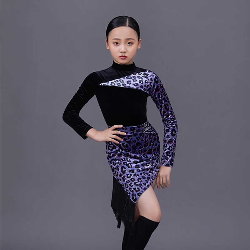 Latin Dance Costume Autumn Girls ChaCha Rumba Dancing Competition Wear Purple Leopard Stitching Salsa Performance Clothes YS2453
Latin Dance Costume Autumn Girls ChaCha Rumba Dancing Competition Wear Purple Leopard Stitching Salsa Performance Clothes YS2453