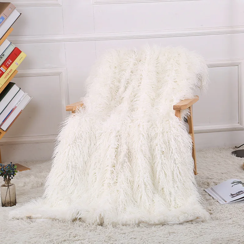 Shaggy Long Faux Wool Plush Throw Blanket 7cm Long Pile Solid Throw Blankets Ultra Soft Warm Sofa Cover Bed Cover Home Decor
Shaggy Long Faux Wool Plush Throw Blanket 7cm Long Pile Solid Throw Blankets Ultra Soft Warm Sofa Cover Bed Cover Home Decor