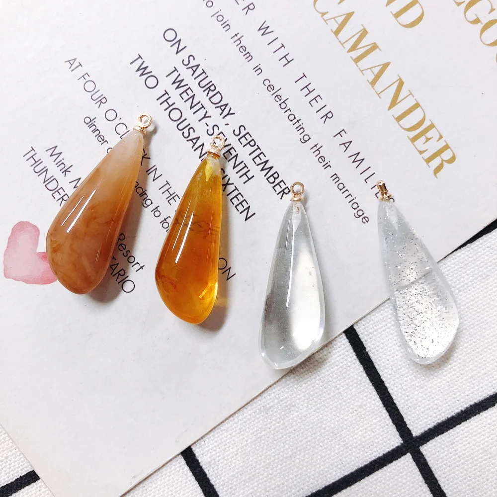 Newest 30pcs/Lot 13*38mm Geometry Waterdrop Shape Resin Necklace Pendant Charms Ornament Accessories Earring Garment DIY
Newest 30pcs/Lot 13*38mm Geometry Waterdrop Shape Resin Necklace Pendant Charms Ornament Accessories Earring Garment DIY