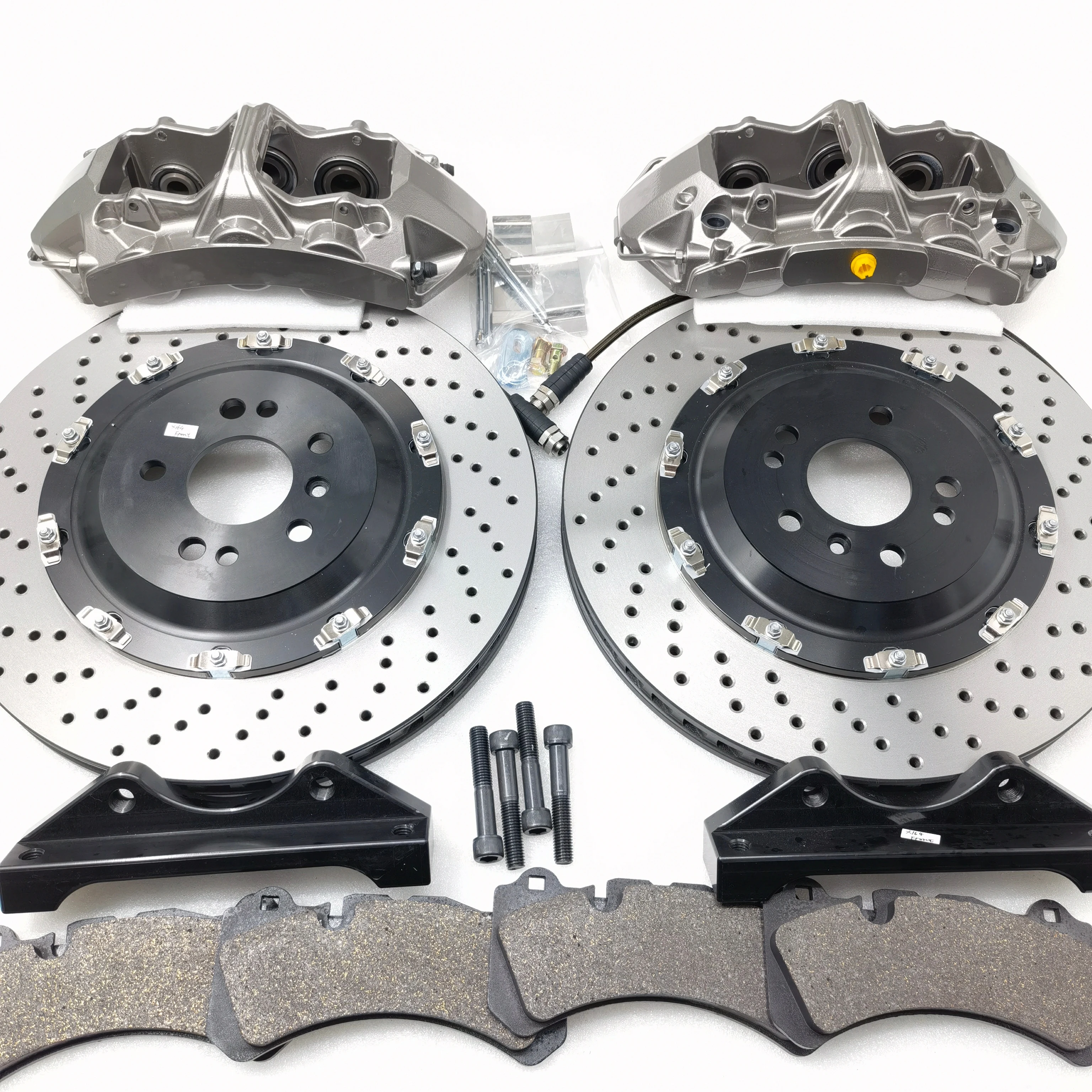 Jekit brake kit for Benz-20inch front wheel high quality 6pots big calipers JKGT6 380X34mm with floating center cap and bracket
Jekit brake kit for Benz-20inch front wheel high quality 6pots big calipers JKGT6 380X34mm with floating center cap and bracket