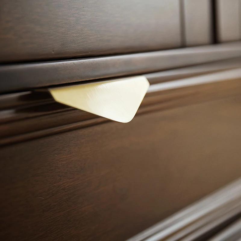 Gold /brass Door knob European Antique Furniture Handles Drawer Pulls Kitchen Cabinet gold Knobs and Handles
Gold /brass Door knob European Antique Furniture Handles Drawer Pulls Kitchen Cabinet gold Knobs and Handles