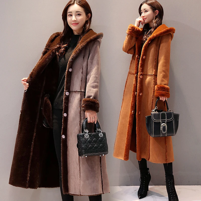 High Quality Fur Coat Women 2022 Winter Pop Loose Long Plus Velvet Thick Lamb Wool Coat Suede Patchwork Jacket Female LD2419
High Quality Fur Coat Women 2022 Winter Pop Loose Long Plus Velvet Thick Lamb Wool Coat Suede Patchwork Jacket Female LD2419