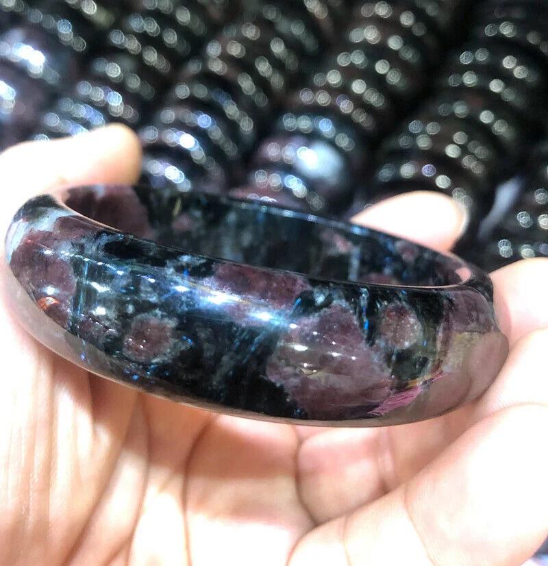 Certified Pretty 100% Natural Dark Red Garnet Gemstone Bangle Bracelet 56-65mm
Certified Pretty 100% Natural Dark Red Garnet Gemstone Bangle Bracelet 56-65mm