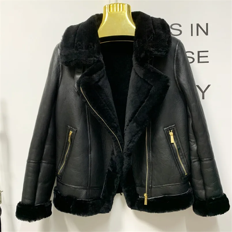 Natural Sheepskin Shearling Jacket Winter Women Fur Thick Warm Soft Black Biker Genuine leather Coat C22
Natural Sheepskin Shearling Jacket Winter Women Fur Thick Warm Soft Black Biker Genuine leather Coat C22