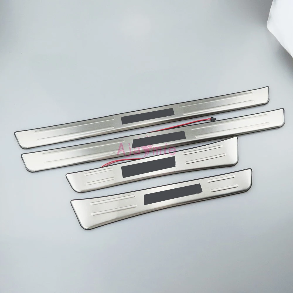 Stainless Steel LED Lamp Door Sill Scuff Plates For Toyota Land Cruiser 100 FJ100 1998-2007 Car-Styling Accessories
Stainless Steel LED Lamp Door Sill Scuff Plates For Toyota Land Cruiser 100 FJ100 1998-2007 Car-Styling Accessories