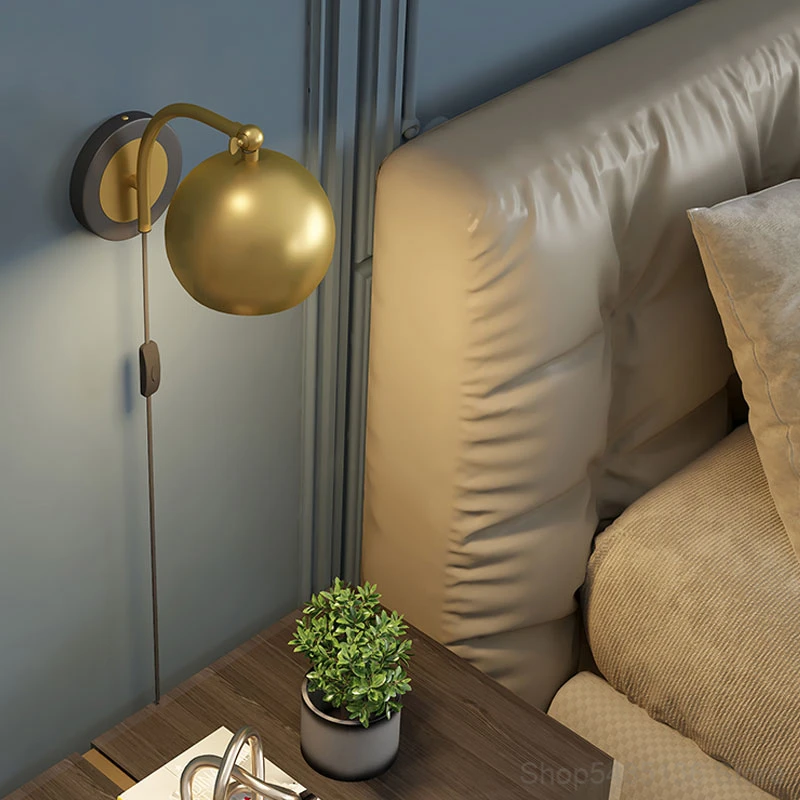 Nordic Light Luxury Bronze Wall Lamp Modern Minimalist Creative Bedroom Bedside Living Room Dining Room Aisle Decorative Lamps
Nordic Light Luxury Bronze Wall Lamp Modern Minimalist Creative Bedroom Bedside Living Room Dining Room Aisle Decorative Lamps