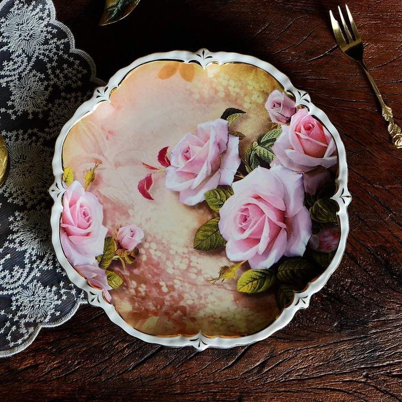 European style court retro Western plate gold painted ceramic 10 inch fruit plate European family home furnishing plate gourmet
European style court retro Western plate gold painted ceramic 10 inch fruit plate European family home furnishing plate gourmet