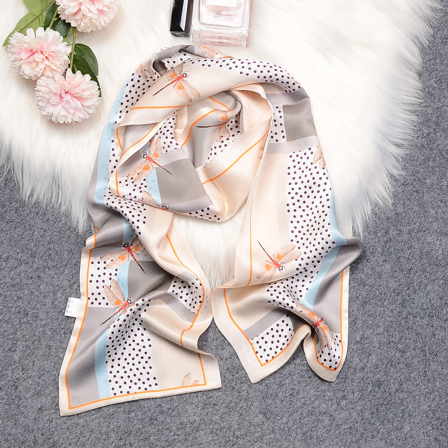 Designer Small Silk Square Scarf Women Narrow Long Leopard Striped Print Handkerchief Lady Head Hair Band Scarfs Kerchief Female
Designer Small Silk Square Scarf Women Narrow Long Leopard Striped Print Handkerchief Lady Head Hair Band Scarfs Kerchief Female