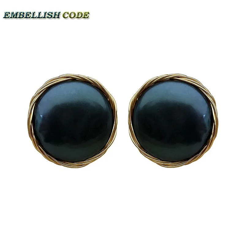 2018 NEW Dazzling Hand made winding black colorful color real Baroque pearl golden flat round coin stud earrings Special women
2018 NEW Dazzling Hand made winding black colorful color real Baroque pearl golden flat round coin stud earrings Special women