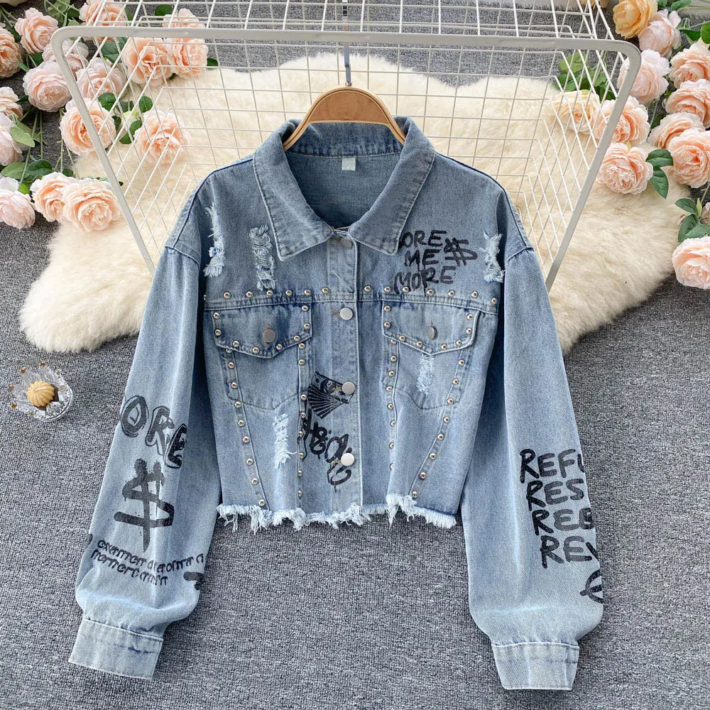 2022 Spring Women Denim Coat Women Rivet Graffiti Design Jacket Coat Casual Loose Jacket Women Cropped Tops Femme Streetwear
2022 Spring Women Denim Coat Women Rivet Graffiti Design Jacket Coat Casual Loose Jacket Women Cropped Tops Femme Streetwear