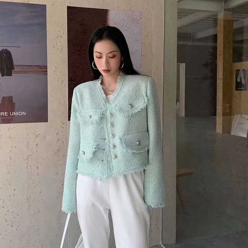Green Light Tweed Ladies Short Coat V-Neck Single-Breasted Pockets Tassel Spring Autumn Women Elegant Solid Straight Outerwear
Green Light Tweed Ladies Short Coat V-Neck Single-Breasted Pockets Tassel Spring Autumn Women Elegant Solid Straight Outerwear