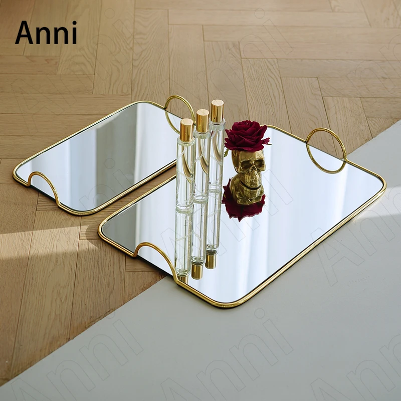 Creative Golden Stroke Tray Decorative Nordic Modern Coffee Table Desktop Tea Cup Wine Glass Storage Mirror Tray Home Decoration
Creative Golden Stroke Tray Decorative Nordic Modern Coffee Table Desktop Tea Cup Wine Glass Storage Mirror Tray Home Decoration