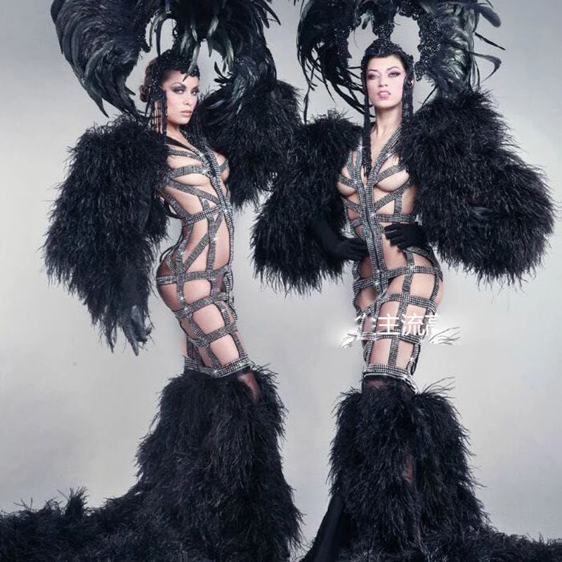 Black feather hollow costume Sexy black dresses Gogo performance night commercial show catwalk large show
Black feather hollow costume Sexy black dresses Gogo performance night commercial show catwalk large show