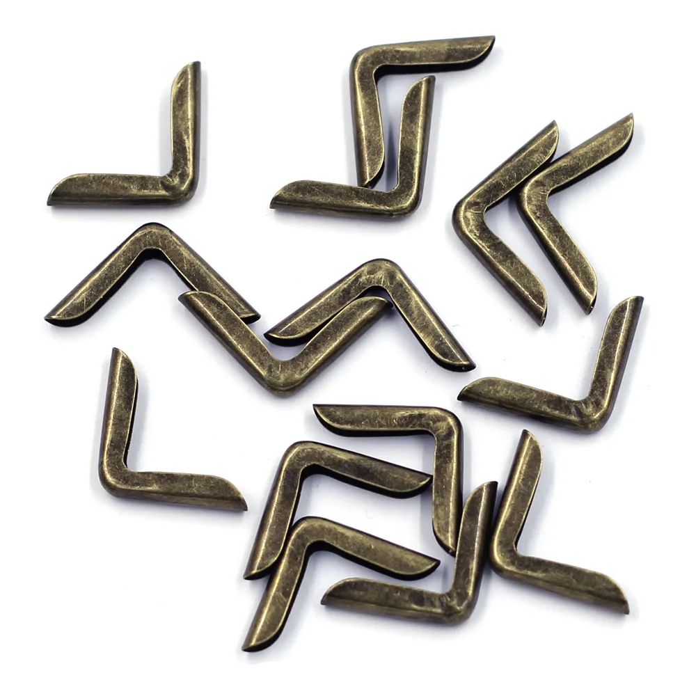 150Pcs Bronze Tone Metal Corner Protectors Book Photo Albums Menus Scrapbook Folders Hardware Part Accessories 20x14x3mm
150Pcs Bronze Tone Metal Corner Protectors Book Photo Albums Menus Scrapbook Folders Hardware Part Accessories 20x14x3mm