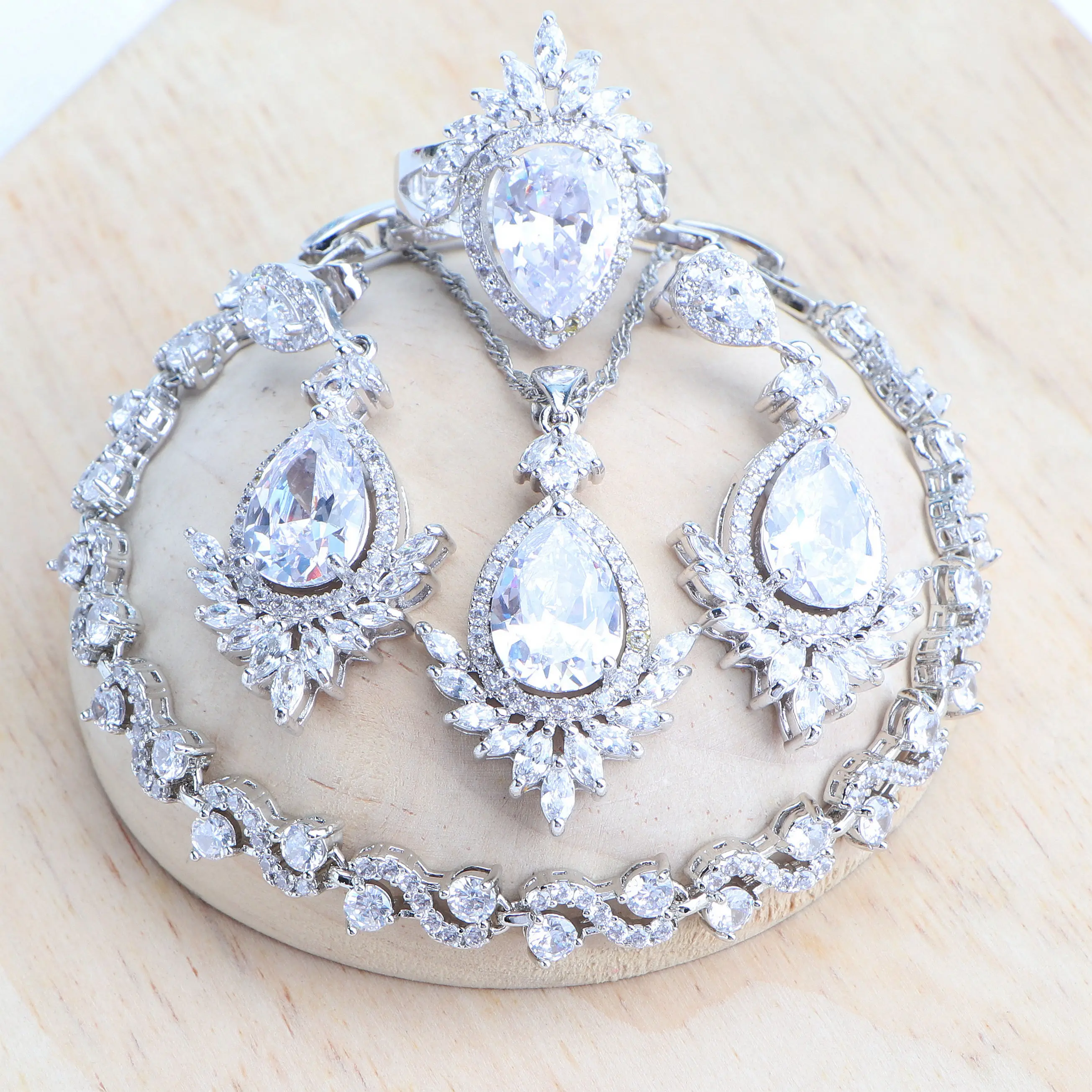 Fine Bridal Jewelry Sets Silver 925 Jewelry Wedding White Zircon Earrings Necklace Set For Women Rings Bracelets Pendant
Fine Bridal Jewelry Sets Silver 925 Jewelry Wedding White Zircon Earrings Necklace Set For Women Rings Bracelets Pendant