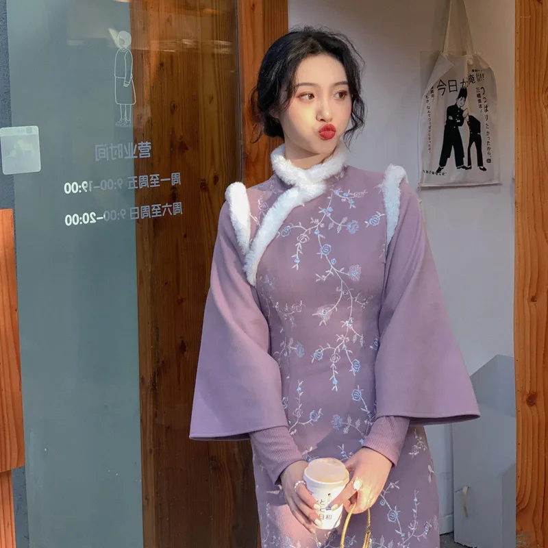 Purple Fake Two Pieces Fashion Qipao Women Chinese Dress Traditional Vestido Chino Mujer Vintage Cheongsam Autumn Winter Thicken
Purple Fake Two Pieces Fashion Qipao Women Chinese Dress Traditional Vestido Chino Mujer Vintage Cheongsam Autumn Winter Thicken