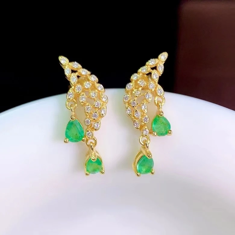 CoLife Jewelry Silver Swing Stud Earrings 3mm*4mm Natural Emerald Silver Earrings 925 Silver Emerald Jewelry for Daily Wear
CoLife Jewelry Silver Swing Stud Earrings 3mm*4mm Natural Emerald Silver Earrings 925 Silver Emerald Jewelry for Daily Wear