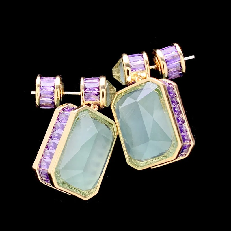 New Luxury Peridot Green Jade Earrings With Micro-inlaid Purple Diamond Square Charm Vintage Earrings For Women Party Jewelry
New Luxury Peridot Green Jade Earrings With Micro-inlaid Purple Diamond Square Charm Vintage Earrings For Women Party Jewelry