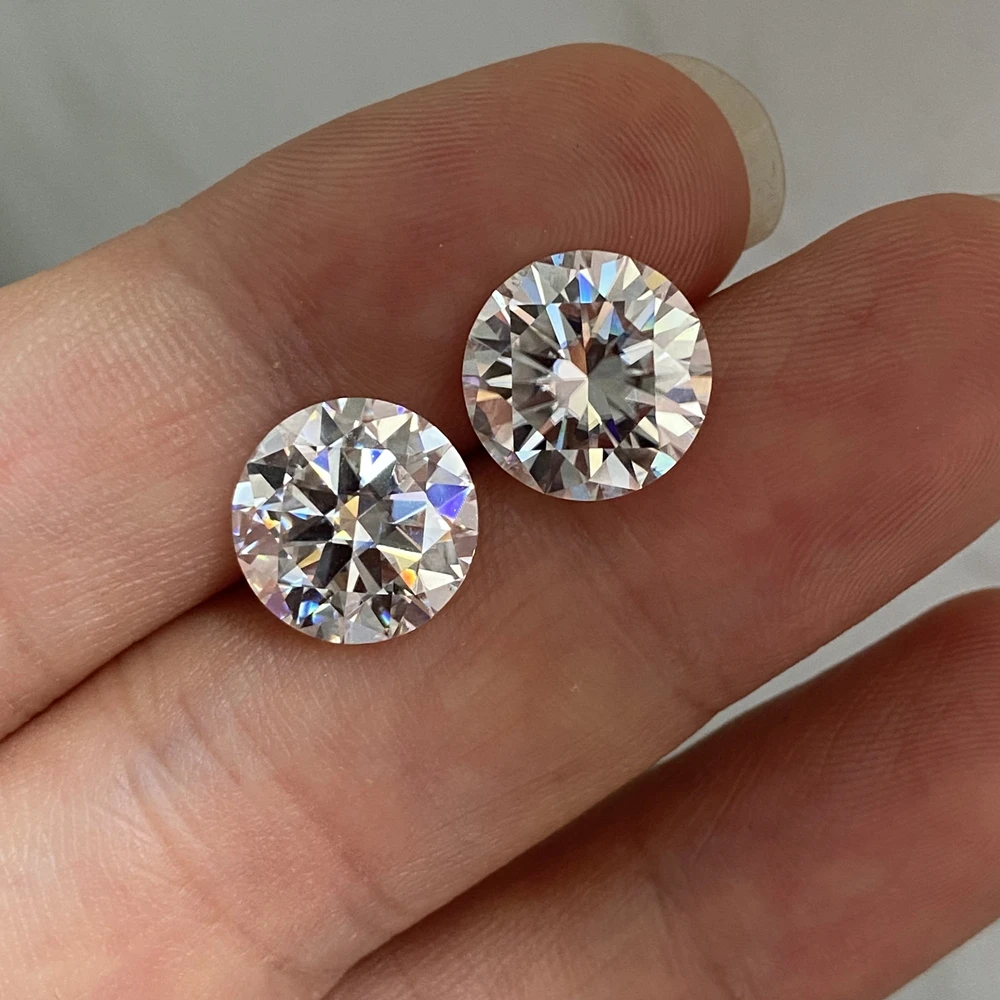 VVS1 Clarity GH Color Round Brilliant Cut 10MM 4 Carats White Moissanite Diamond Loose Gemstone
VVS1 Clarity GH Color Round Brilliant Cut 10MM 4 Carats White Moissanite Diamond Loose Gemstone