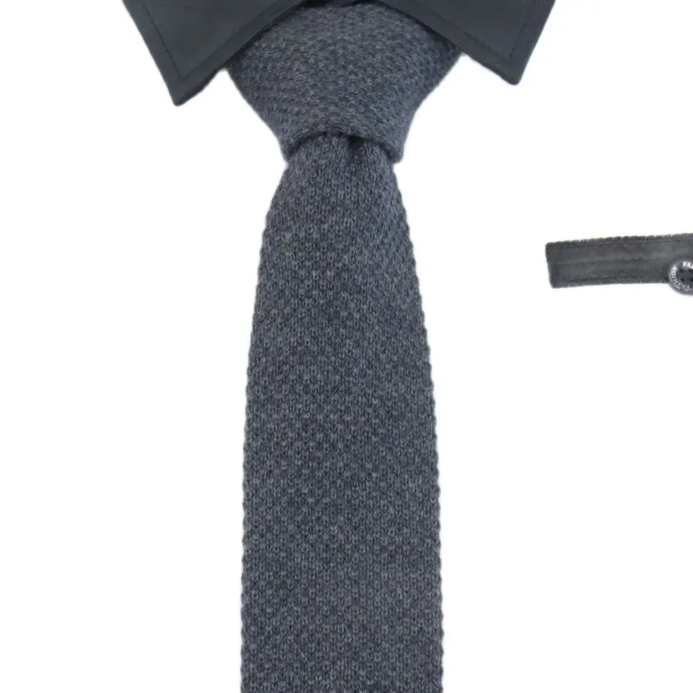 Wool ties for men black grey Necktie 5cm Solid Slim knitted Ties For Men's leisure fasion Party Accessories flat Gravata
Wool ties for men black grey Necktie 5cm Solid Slim knitted Ties For Men's leisure fasion Party Accessories flat Gravata