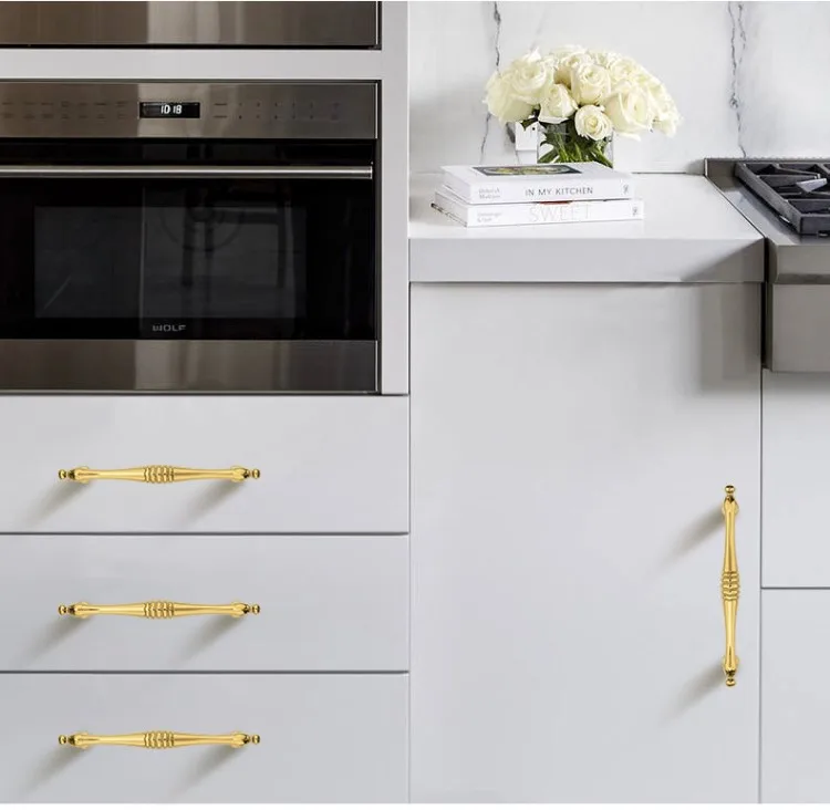 96 160 224mm modern simple fashion Luxury PVD gold wardrobe kitchen cabinet door handle gold cupboard drawer knob pull 6.3"
96 160 224mm modern simple fashion Luxury PVD gold wardrobe kitchen cabinet door handle gold cupboard drawer knob pull 6.3"