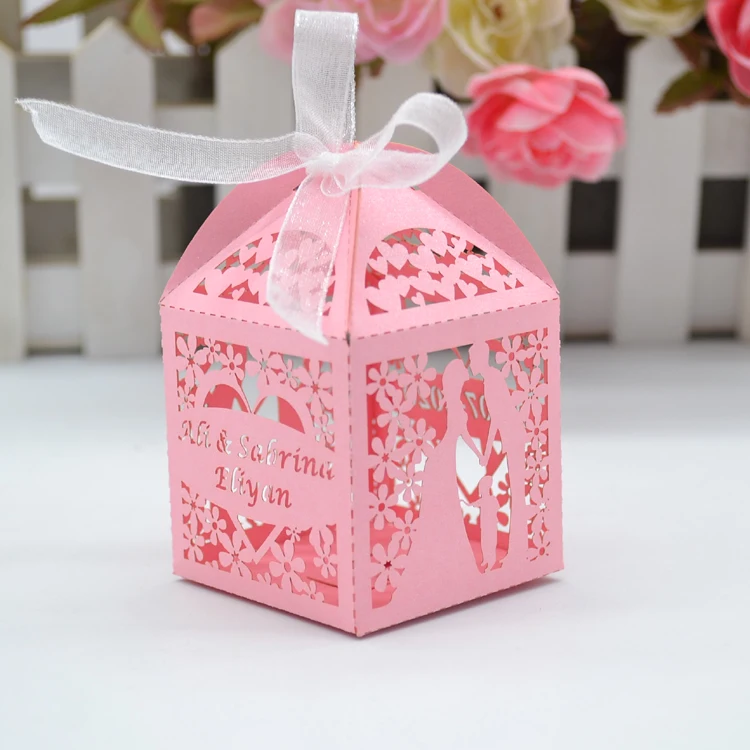 customized wedding boxes free laser cut names and dates with sweet hearts design for wedding favor supply
customized wedding boxes free laser cut names and dates with sweet hearts design for wedding favor supply