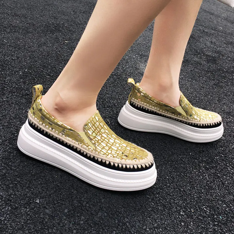 2021 Korean Autumn Women's Shoes Genuine Leather Flat Platform Muffin Casual Sneakers Shoes Round Head Versatile Lazy Loafers
2021 Korean Autumn Women's Shoes Genuine Leather Flat Platform Muffin Casual Sneakers Shoes Round Head Versatile Lazy Loafers