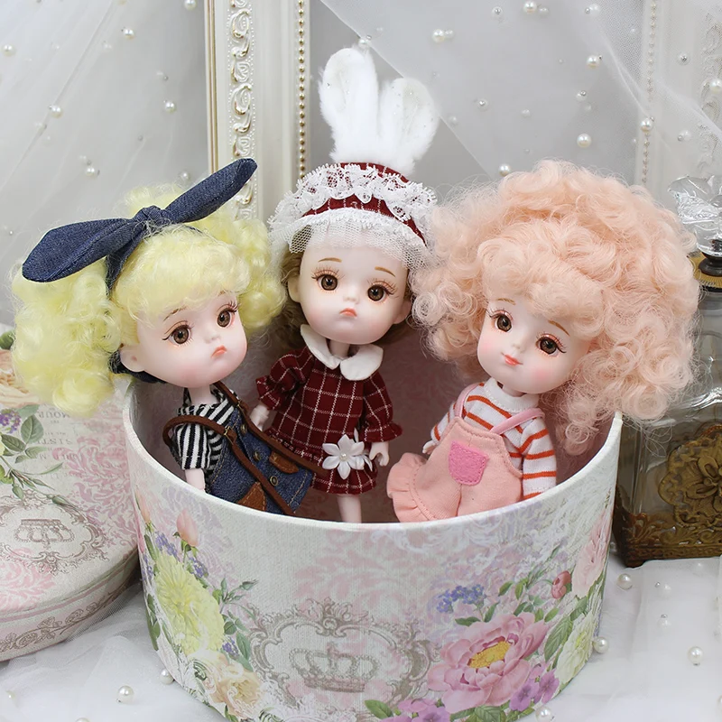 Middie Blythe Doll Casual Pink Overall Dress 2 Middie Blythe Doll Casual Pink Overall Dress 2