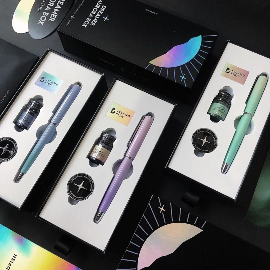 Aurora Series Metal Fountain Pen Gradient Gift Box Business High-grade Gift Special Calligraphy Practice Signature Pen
Aurora Series Metal Fountain Pen Gradient Gift Box Business High-grade Gift Special Calligraphy Practice Signature Pen