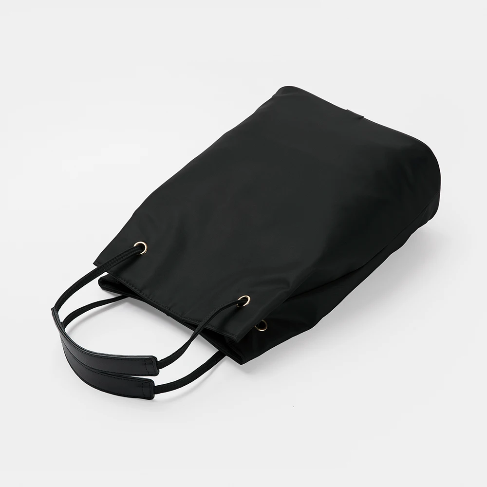 Large capacity tote bag 2024 portable new vertical section bag simple nylon shoulder bag tide bag women
Large capacity tote bag 2024 portable new vertical section bag simple nylon shoulder bag tide bag women