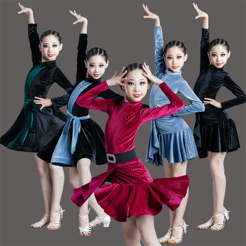 Children's Day Latin Dance Dress Full Sleeve Velvet Skirt for Girl Ballroom Competition Party Stage Performance Practice Costume
Children's Day Latin Dance Dress Full Sleeve Velvet Skirt for Girl Ballroom Competition Party Stage Performance Practice Costume