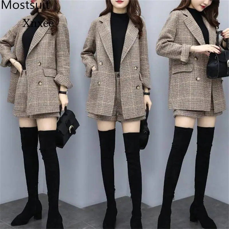 Winter Women's Plaid Two-Piece Suit Long-Sleeved Suit and Shorts Suit Office Elegant Fashion Office Suit
Winter Women's Plaid Two-Piece Suit Long-Sleeved Suit and Shorts Suit Office Elegant Fashion Office Suit