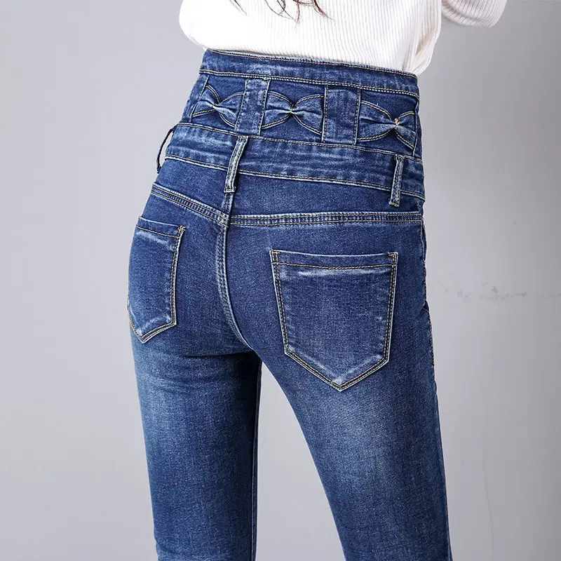 Korean Vintage High waist Elastic Skinny Jeans Women Streetwear Black Denim Straight Leg ankle-length pants Slim Pencil Trousers
Korean Vintage High waist Elastic Skinny Jeans Women Streetwear Black Denim Straight Leg ankle-length pants Slim Pencil Trousers