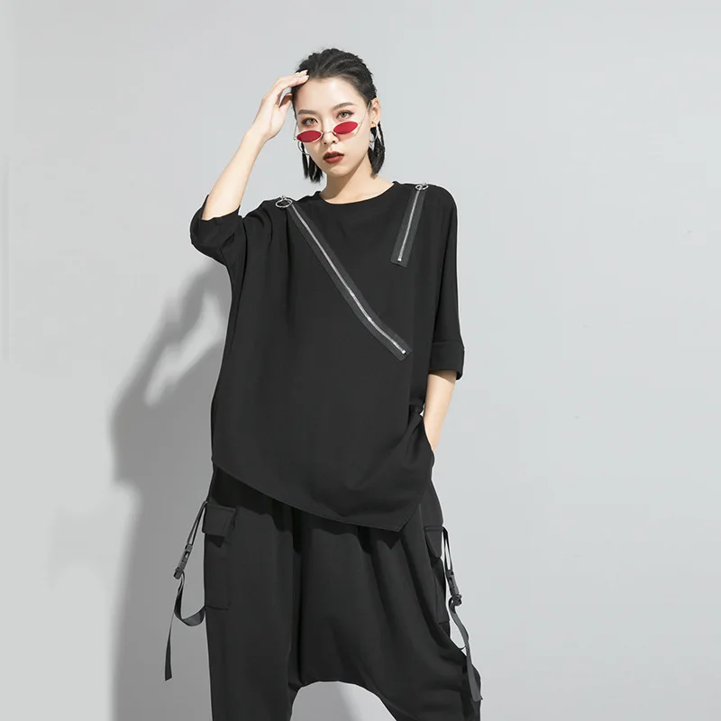 Ladies Short Sleeve Summer New Look Personality Stitching Zipper Design Loose Fashion Trend Irregular Short Sleeve T-Shirt
Ladies Short Sleeve Summer New Look Personality Stitching Zipper Design Loose Fashion Trend Irregular Short Sleeve T-Shirt