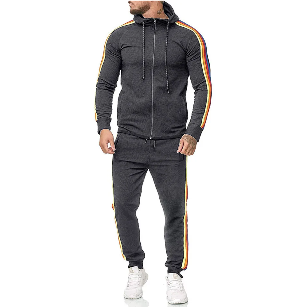 2021Autumn and winter new men's sports suit European and American fashion fitness suit color matching men's casual suit
2021Autumn and winter new men's sports suit European and American fashion fitness suit color matching men's casual suit