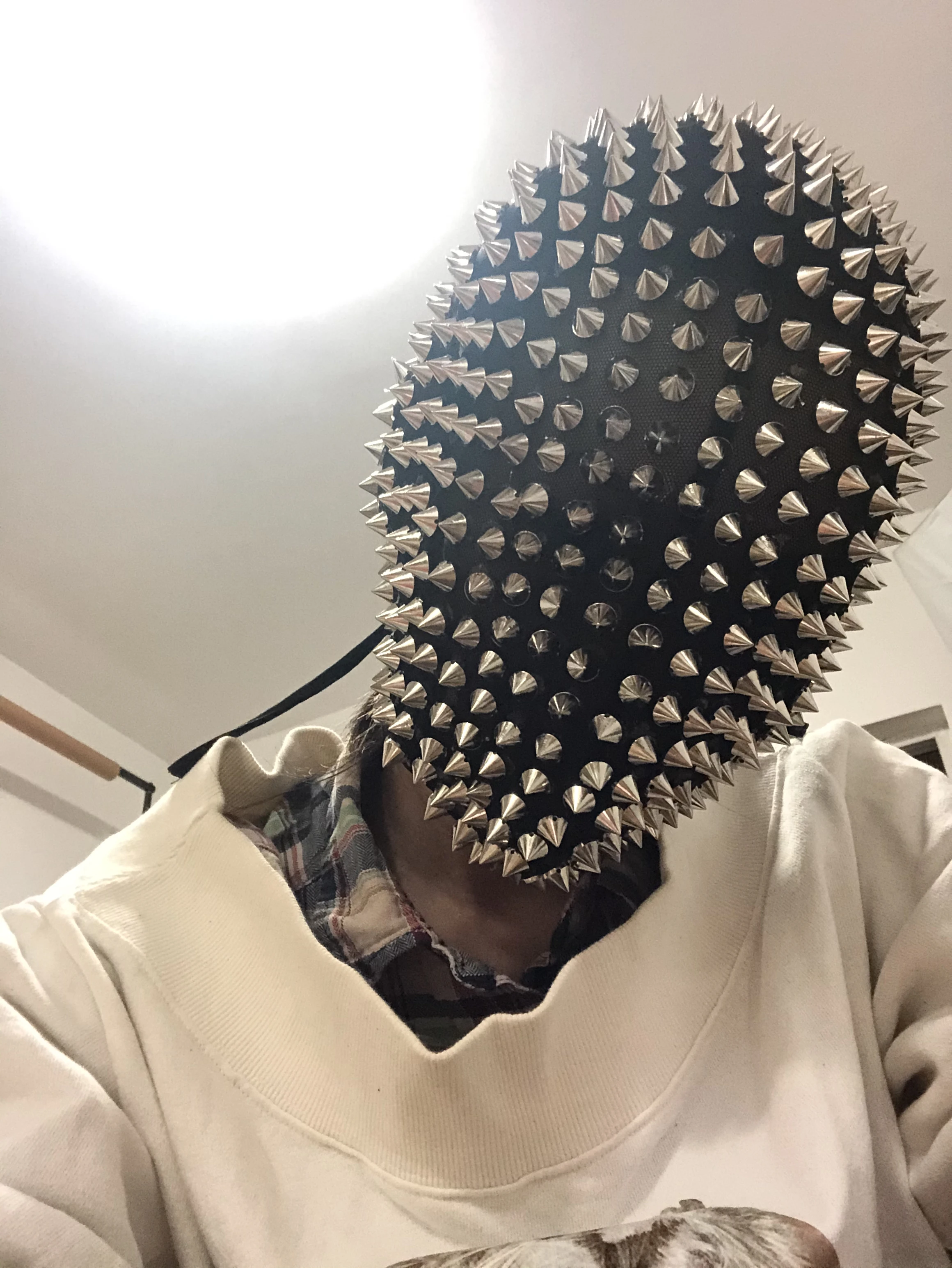 Male Female Mask Rivet Rhinestones Mask Headgear Nightclub DJ Singer Dancer Stage Performance Accessories Halloween Face Cover
Male Female Mask Rivet Rhinestones Mask Headgear Nightclub DJ Singer Dancer Stage Performance Accessories Halloween Face Cover