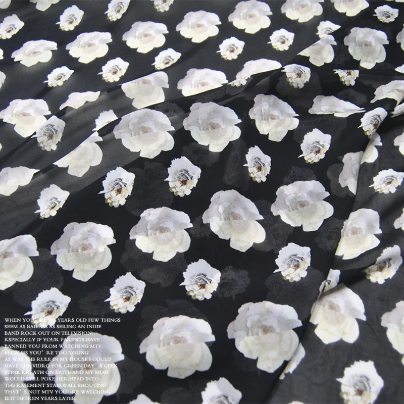 Silk Chiffon Fabric Dress Black White Flower Law Large Wide Real 100% clothing Cloth DIY patchwork
Silk Chiffon Fabric Dress Black White Flower Law Large Wide Real 100% clothing Cloth DIY patchwork