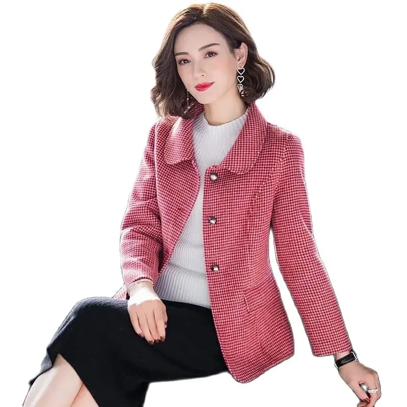 Short Elegant Lattice Woolen Women's Coat Autumn Winter New Fashion Thicken Lapel Single-Breasted Woolen Temperament Ladies Coat
Short Elegant Lattice Woolen Women's Coat Autumn Winter New Fashion Thicken Lapel Single-Breasted Woolen Temperament Ladies Coat