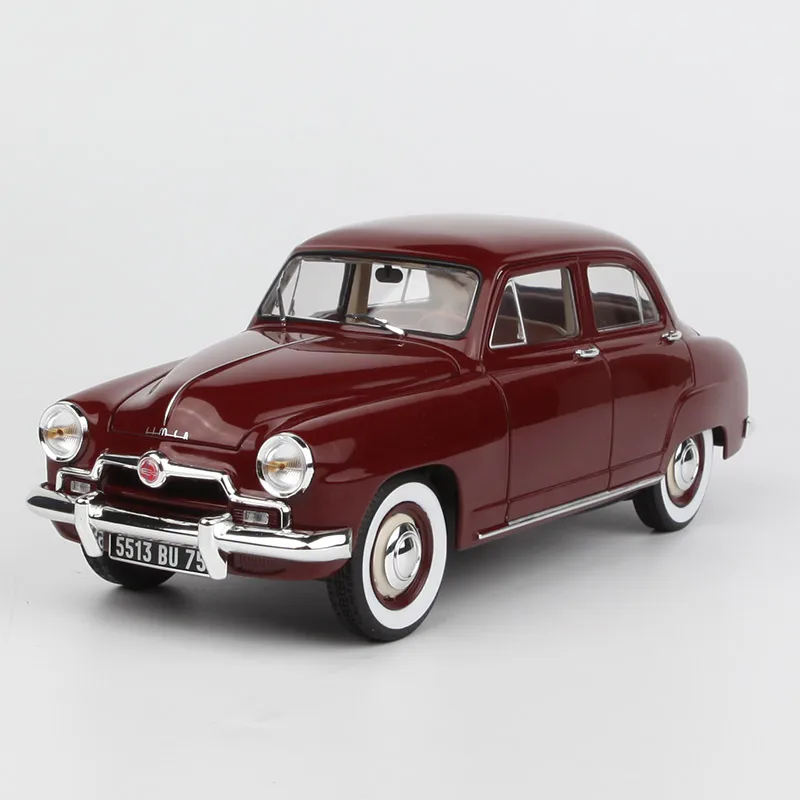 Super Rare 1/18 New Specials Die-cast Metal 1953 Retro Car Model Furniture Display Collection Can Be Opened Toys For Children
Super Rare 1/18 New Specials Die-cast Metal 1953 Retro Car Model Furniture Display Collection Can Be Opened Toys For Children