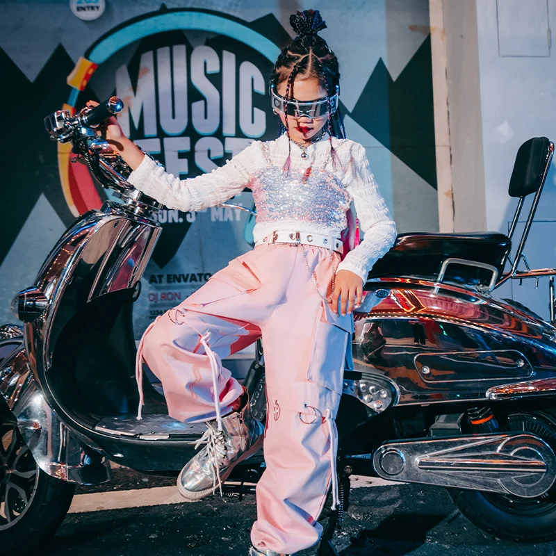 Sequins Hip-Hop Clothes Girls Stage Costume Jazz Dance Outfit Designer Clothes Catwalk Show Costume Cheerleader Uniform DL8645
Sequins Hip-Hop Clothes Girls Stage Costume Jazz Dance Outfit Designer Clothes Catwalk Show Costume Cheerleader Uniform DL8645