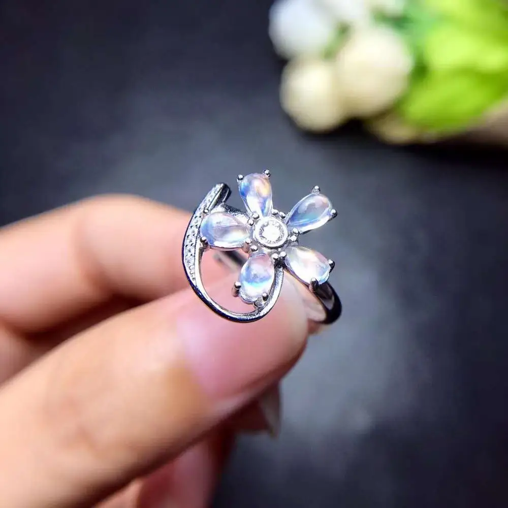 Free shipping Natural Moonstone ring 925 sterling silver Fine jewelry For men or women
Free shipping Natural Moonstone ring 925 sterling silver Fine jewelry For men or women