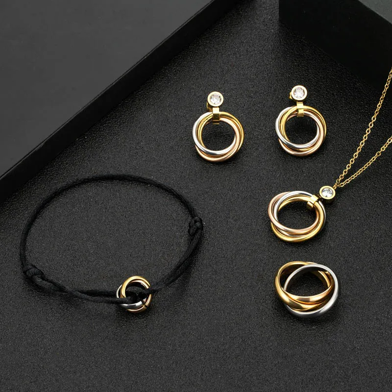 Zlxgirl jewelry Classic Three Circle Necklace Bracelet Earrings Ring Set fashion women's best couple pendant ears finger rings
Zlxgirl jewelry Classic Three Circle Necklace Bracelet Earrings Ring Set fashion women's best couple pendant ears finger rings