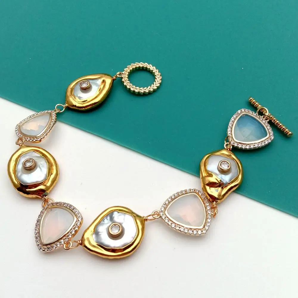 Y·YING Cultured White Teardrop Keshi Pearl Triangle White Crystal Cz Bracelet 8"
Y·YING Cultured White Teardrop Keshi Pearl Triangle White Crystal Cz Bracelet 8"