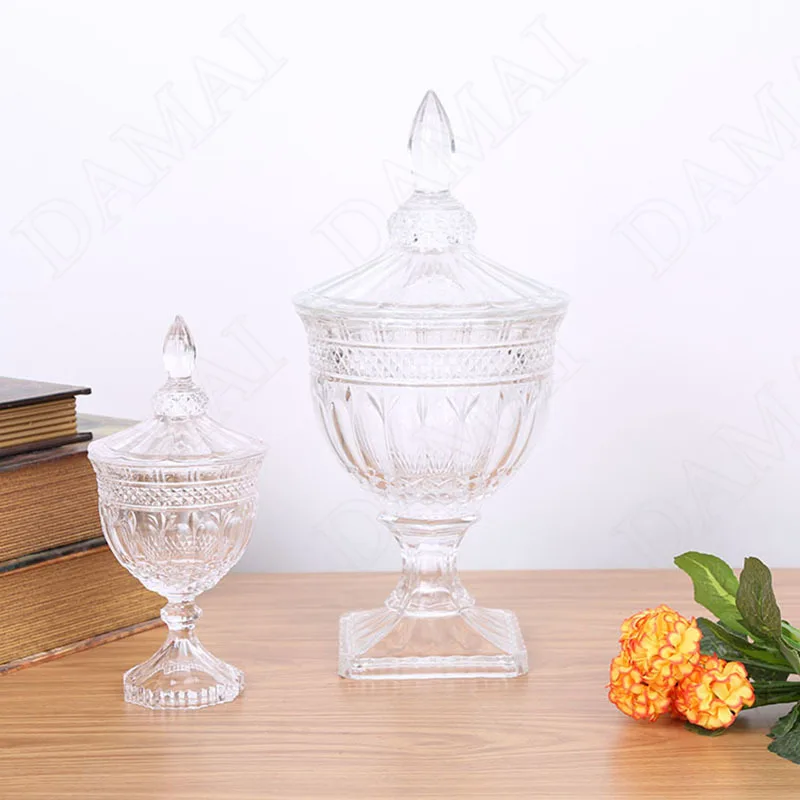 European Glass Storage Jars with Lid Relief Decorative Candy Jar Transparent Dessert Organizer Home Decoration Wedding Ornaments
European Glass Storage Jars with Lid Relief Decorative Candy Jar Transparent Dessert Organizer Home Decoration Wedding Ornaments