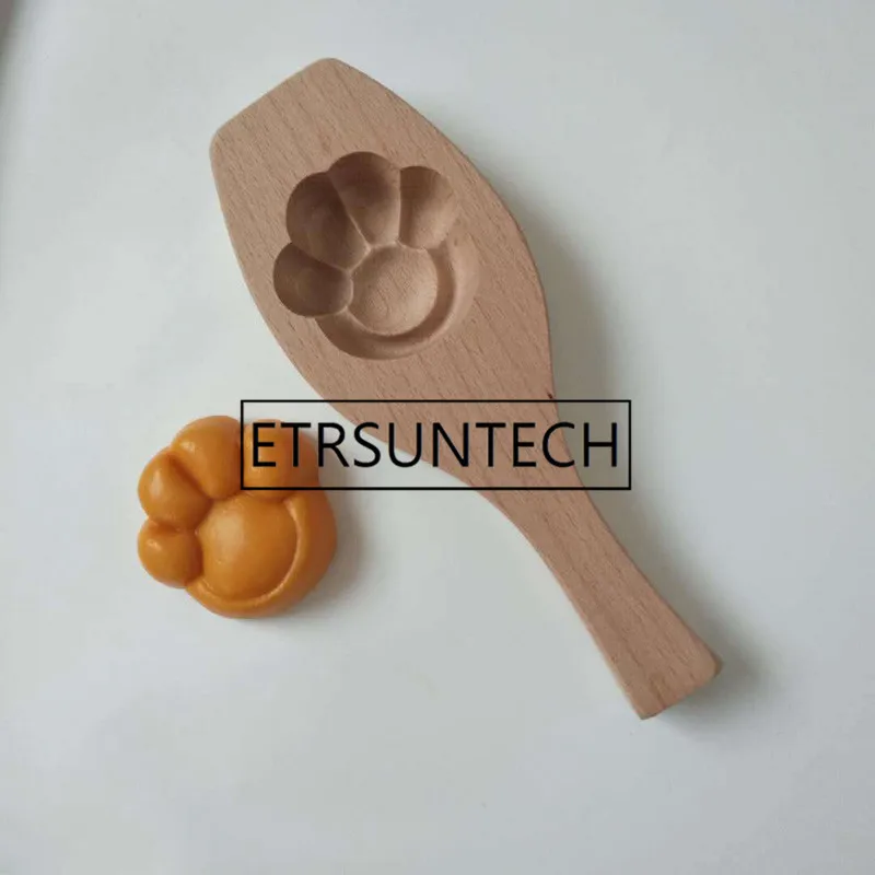 50pcs Dessert Moulds Kitchen DIY Claw Cartoon Bear Shaped Pastry Molds Handmade Environmental Wooden Mooncake Mold
50pcs Dessert Moulds Kitchen DIY Claw Cartoon Bear Shaped Pastry Molds Handmade Environmental Wooden Mooncake Mold