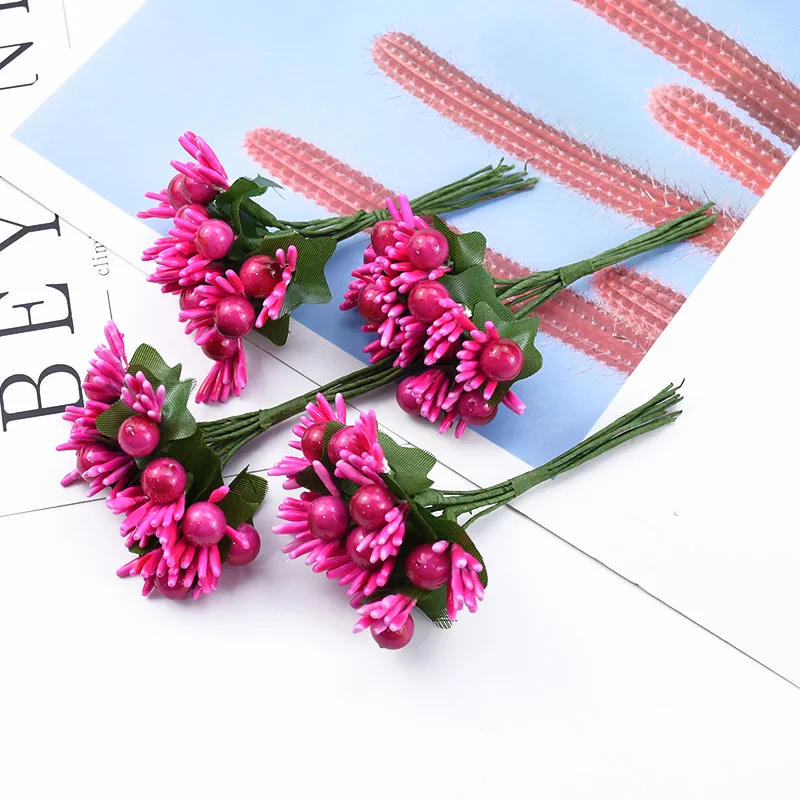 Red Christmas Decoration Artificial Plant Flower Arrangement Accessories Artificial Flowers Vases for Decoration Diy Wedding
Red Christmas Decoration Artificial Plant Flower Arrangement Accessories Artificial Flowers Vases for Decoration Diy Wedding