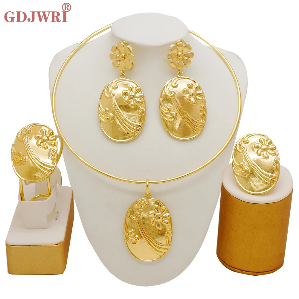 Роскошные наборы ювелирных изделий из Дубая золотого цвета изысканные ювелирные изделия для женщин ожерелье серьги африканская Свадебная Женская Подарочная Вечерние
Роскошные наборы ювелирных изделий из Дубая золотого цвета изысканные ювелирные изделия для женщин ожерелье серьги африканская Свадебная Женская Подарочная Вечерние