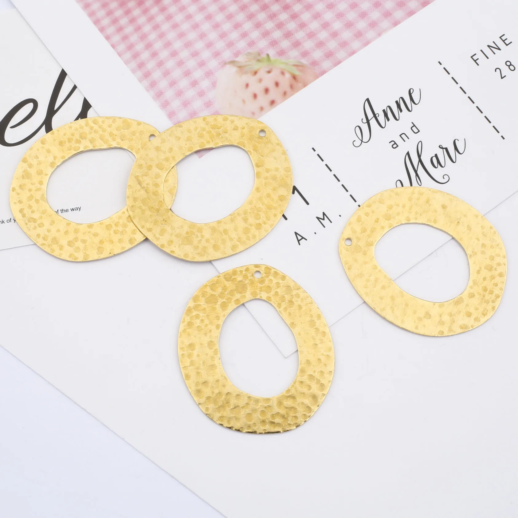 10pcs raw brass irregularity hollow out circle charms jewelry earring findings for handmade pendant necklace making
10pcs raw brass irregularity hollow out circle charms jewelry earring findings for handmade pendant necklace making