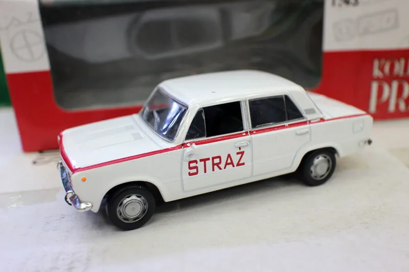80's Classic 1/43 Rare Special Die-cast Metal Vintage Sedan Model Home Display Collection toys for children
80's Classic 1/43 Rare Special Die-cast Metal Vintage Sedan Model Home Display Collection toys for children